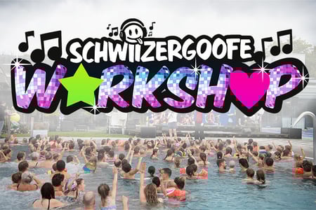 Kinder im Wohlfühlbecken Kinder im Wohlfühlbecken